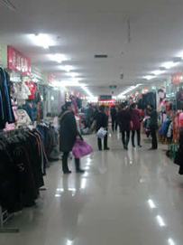 外貿(mào)服裝進(jìn)貨渠道您了解多少?